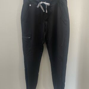 Figs Black Jogger Sweatpants with Elastic Waistband and Tapered Legs
